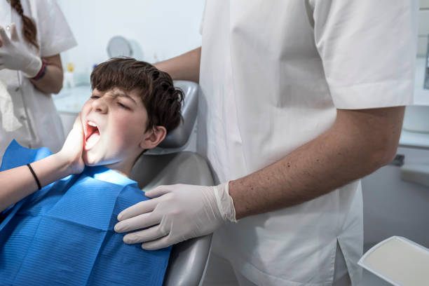 Best Weekend Emergency Dental Services in Coyne Center, IL