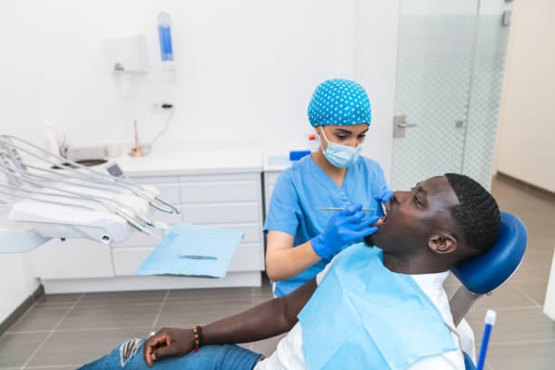 Best Walk-In Emergency Dental Services in Coyne Center, IL